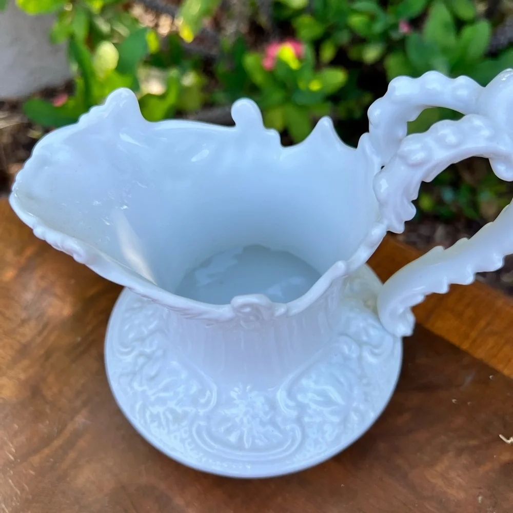 White creamer - Picture 2 of 6